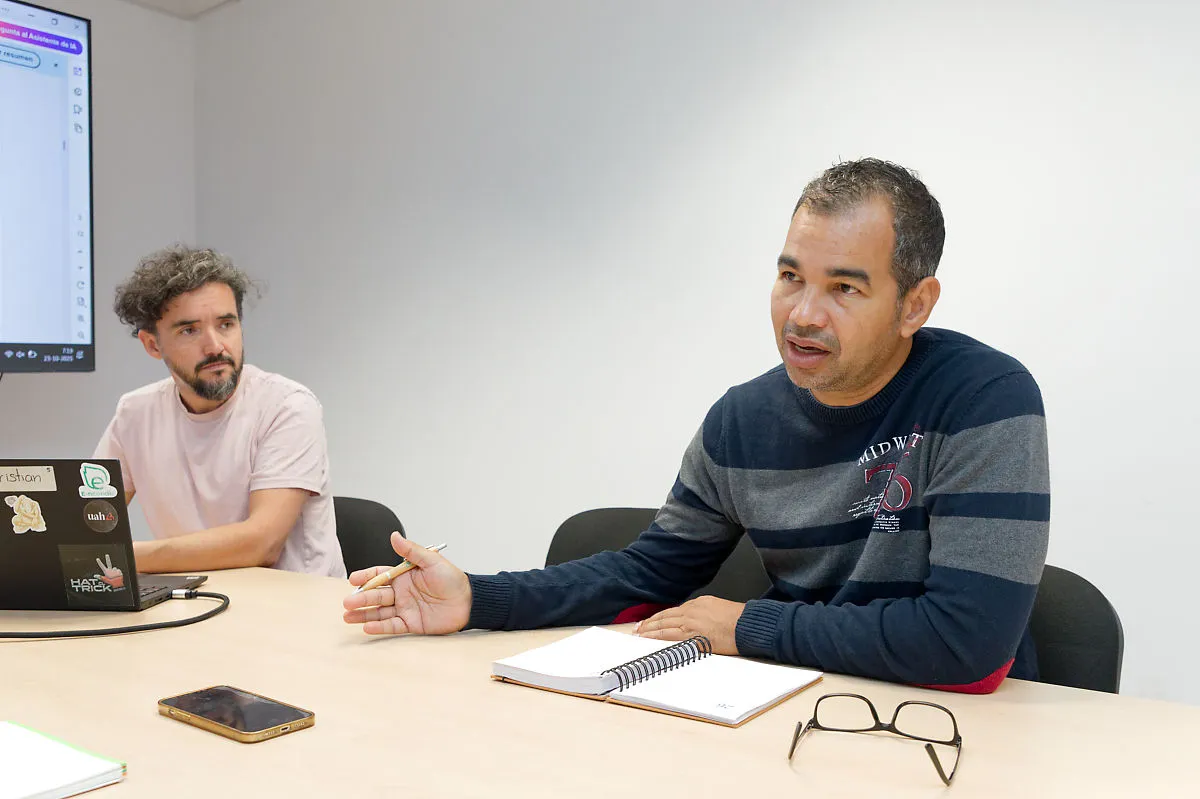 Cristian Olivares junto a Tony Castillo en la ULL.