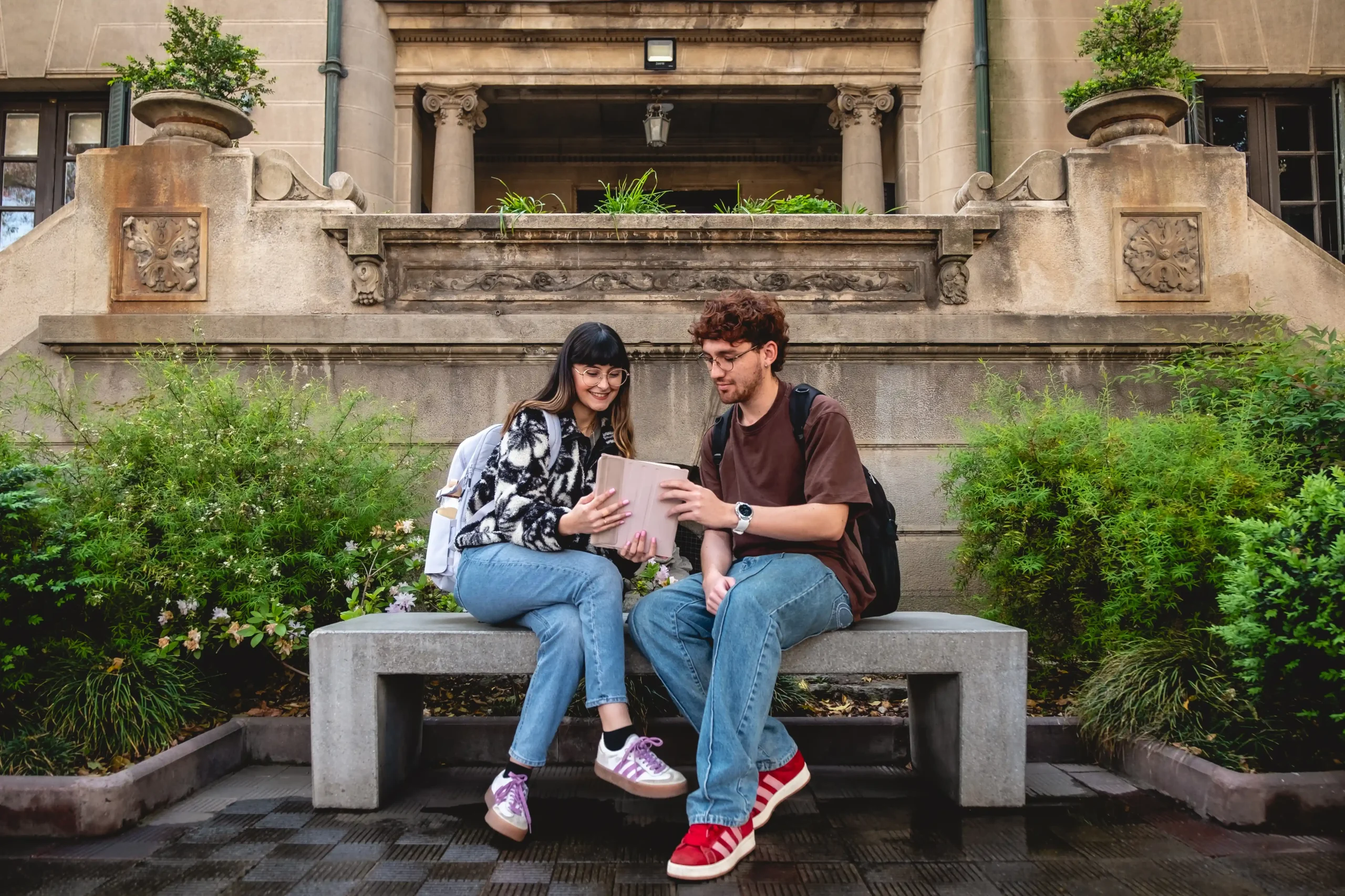 Estudiantes en la UAH.