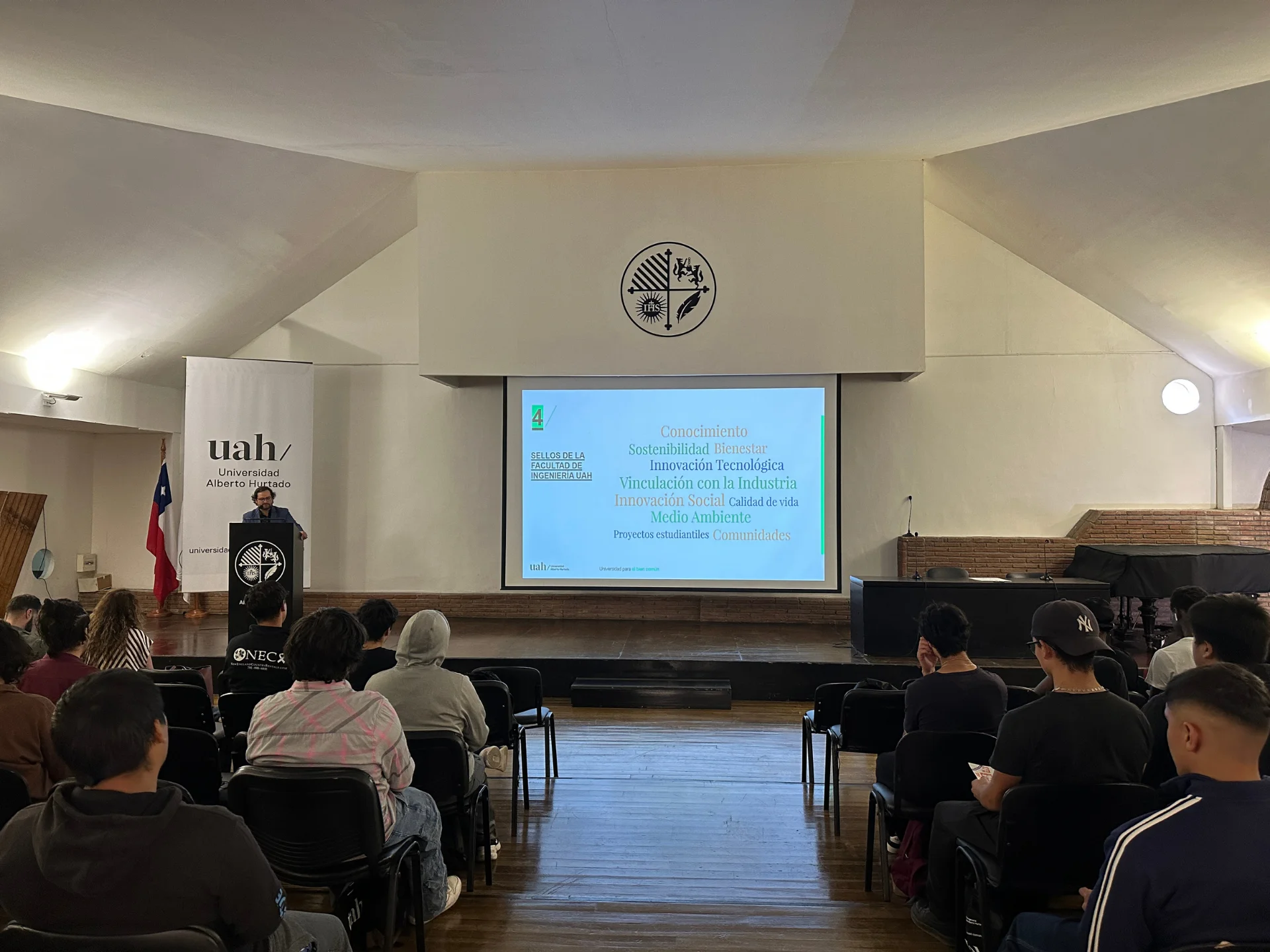 Bienvenida Facultad de Ingeniería UAH