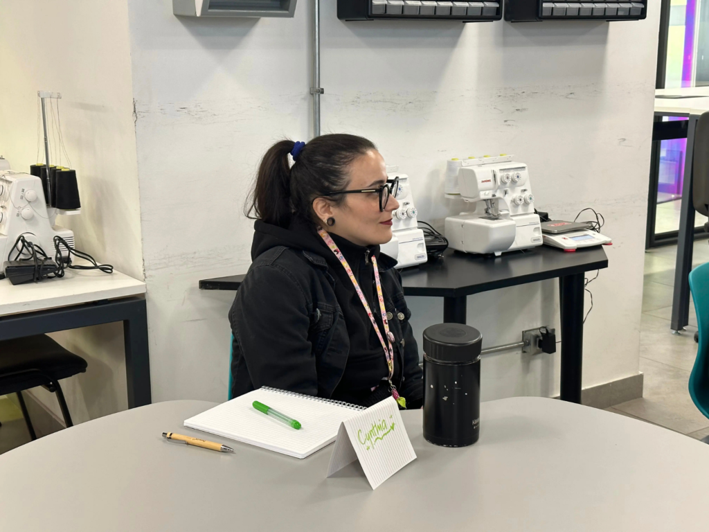 Cynthia Herrera, coordinadora académica de FIN UAH, en taller de género del InÉS.